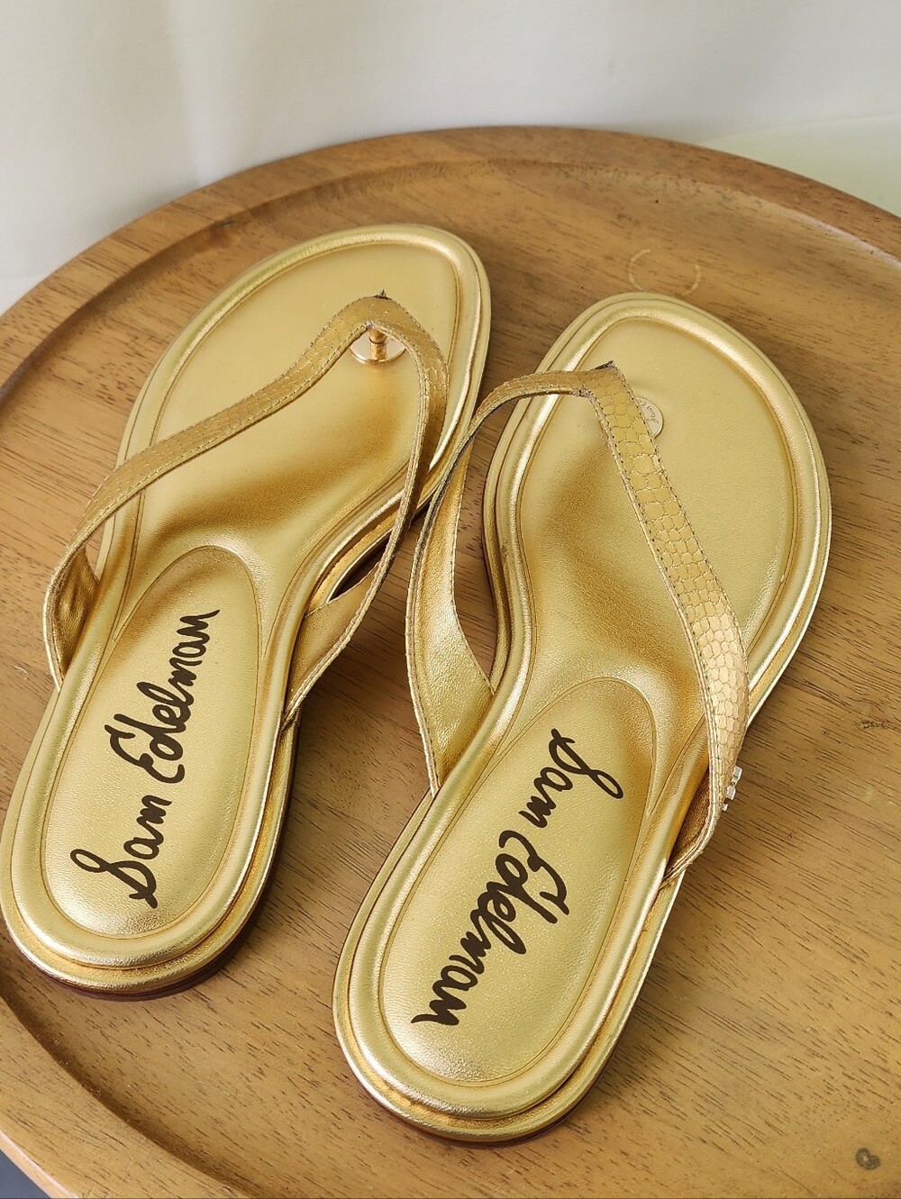 Sam Edelman Remi Gold Metallic Thong Sandals - Picture 6 of 10